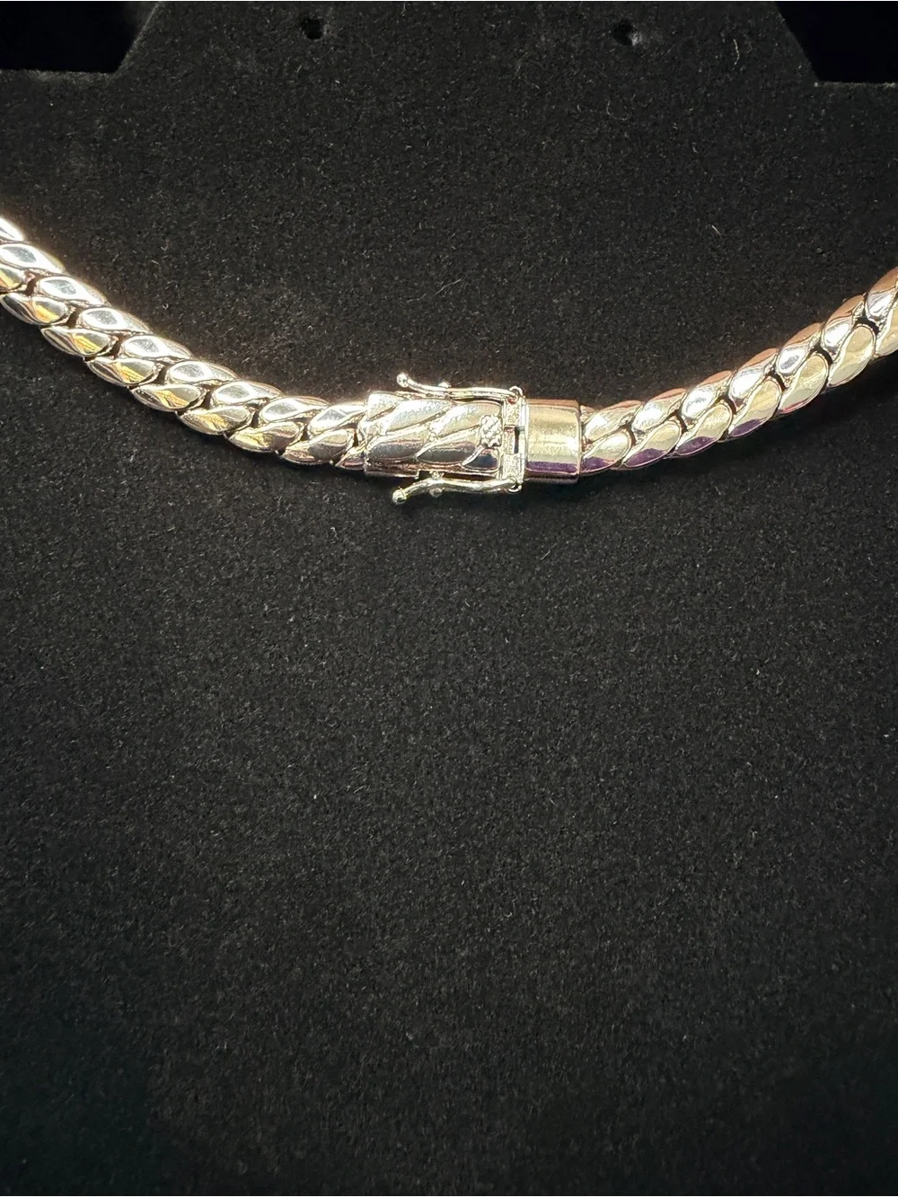 Miami Cuban 14K White Gold Filled 20in 8MM necklace w/Box Lock. BRAND NEW.